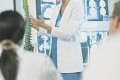 Nebenjobs für Medizinstudenten
Bild: © Comstock/Stockbyte/Thinkstock